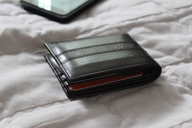 What’s in Your Wallet: Tuesday Ten Minute Toss Challenge - Simply Placed